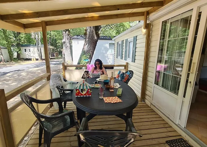 Le Saint Clair Camping Moustiers-Sainte-Marie